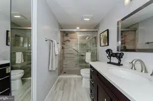 1800 Old Meadow Rd, McLean, VA 22102 - Photo 17