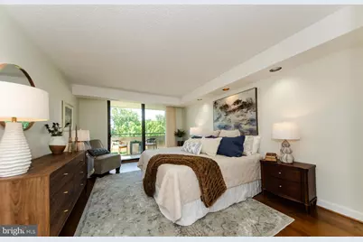 1800 Old Meadow Road #1018, McLean, VA 22102 - Photo 15