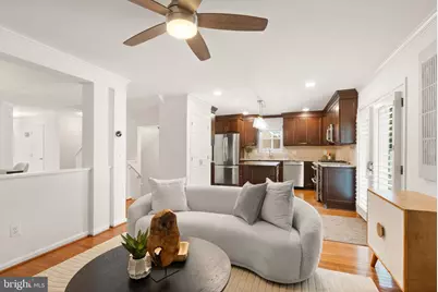 12056 Edgemere Circle, Reston, VA 20190 - Photo 21
