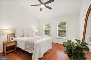 12056 Edgemere Cir, Reston, VA 20190 - Photo 33