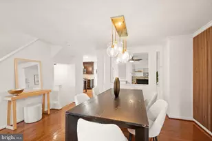 12056 Edgemere Cir, Reston, VA 20190 - Photo 13