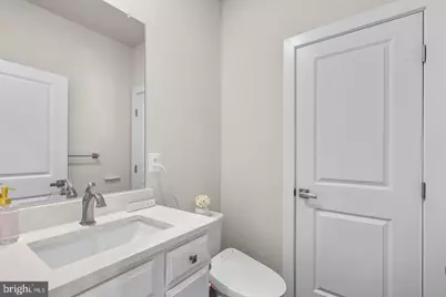 12998 Hattontown Square, Herndon, VA 20171 - Photo 7