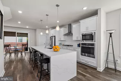 12998 Hattontown Square, Herndon, VA 20171 - Photo 11