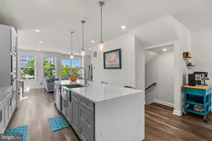 12998 Hattontown Square, Herndon, VA 20171 - Photo 13