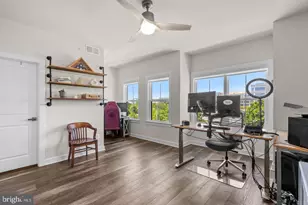 12998 Hattontown Square, Herndon, VA 20171 - Photo 15