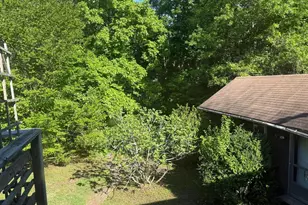 7028 Bradley Cir, Annandale, VA 22003 - Photo 19
