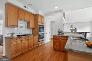 3504 Chambray Way, Falls Church, VA 22042 - Photo 37