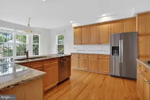 3504 Chambray Way, Falls Church, VA 22042 - Photo 15