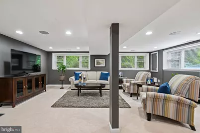 8324 The Midway, Annandale, VA 22003 - Photo 17