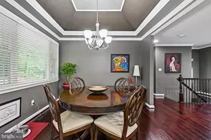 8324 The Midway, Annandale, VA 22003 - Photo 7