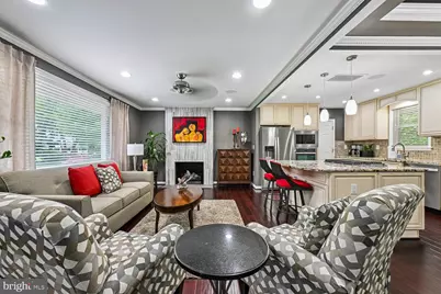 8324 The Midway, Annandale, VA 22003 - Photo 5