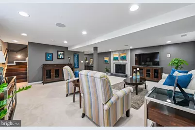 8324 The Midway, Annandale, VA 22003 - Photo 19
