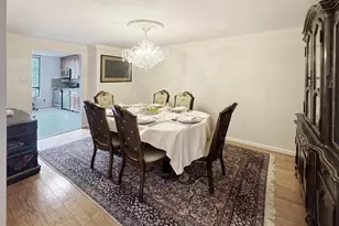 1800 Old Meadow Rd, McLean, VA 22102 - Photo 9