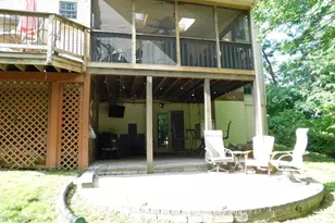14390 Round Lick Ln, Centreville, VA 20120 - Photo 15