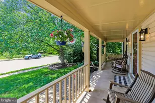 14390 Round Lick Ln, Centreville, VA 20120 - Photo 7