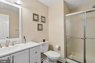 14390 Round Lick Ln, Centreville, VA 20120 - Photo 63