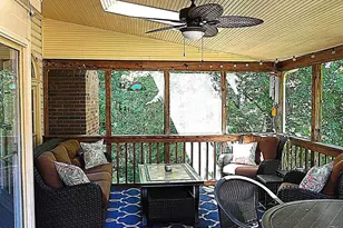 14390 Round Lick Ln, Centreville, VA 20120 - Photo 7