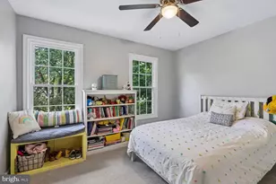 14390 Round Lick Ln, Centreville, VA 20120 - Photo 49