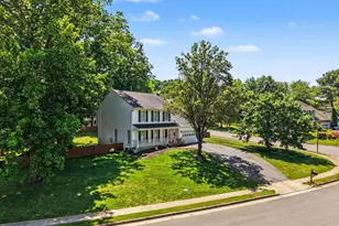 8019 Oak Bridge Ln, Fairfax Station, VA 22039 - Photo 1