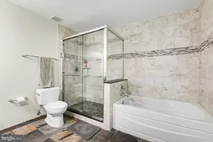 8019 Oak Bridge Ln, Fairfax Station, VA 22039 - Photo 27