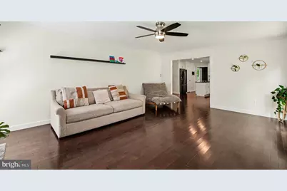 8019 Oak Bridge Lane, Fairfax Station, VA 22039 - Photo 7