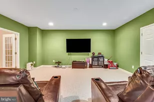 1104 Safa St, Herndon, VA 20170 - Photo 71