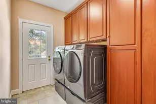 1104 Safa St, Herndon, VA 20170 - Photo 25