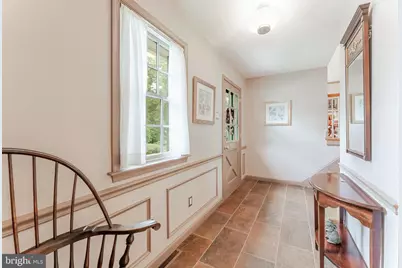 8130 Saxony Drive, Annandale, VA 22003 - Photo 17