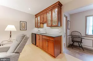 8130 Saxony Dr, Annandale, VA 22003 - Photo 25