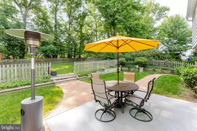8130 Saxony Drive, Annandale, VA 22003 - Photo 15