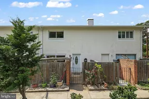 609 Jefferson St, Herndon, VA 20170 - Photo 1