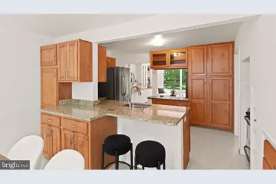 11609 Sourwood Lane, Reston, VA 20191 - Photo 27