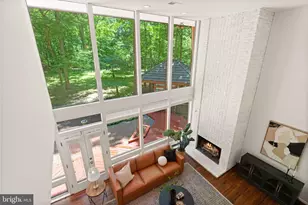 11609 Sourwood Ln, Reston, VA 20191 - Photo 45
