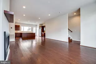 4488 Lateleaf Trl, Fairfax, VA 22030 - Photo 13