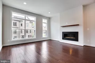4488 Lateleaf Trl, Fairfax, VA 22030 - Photo 11