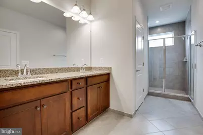4488 Lateleaf Trail, Fairfax, VA 22030 - Photo 17