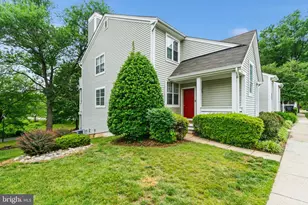 2912 Yarling Ct, Falls Church, VA 22042 - Photo 3