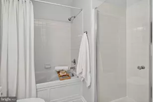 8181 Carnegie Hall Ct, Vienna, VA 22180 - Photo 13