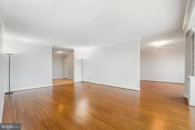 5904 Mount Eagle Drive #718, Alexandria, VA 22303 - Photo 13