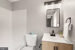 3150 Ellenwood Dr, Fairfax, VA 22031 - Photo 11