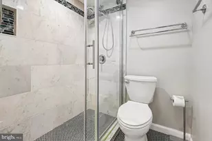 5901 Mt Eagle Dr, Alexandria, VA 22303 - Photo 35