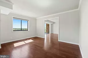 5901 Mt Eagle Dr, Alexandria, VA 22303 - Photo 15