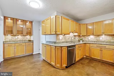 5901 Mount Eagle Drive #1005, Alexandria, VA 22303 - Photo 25