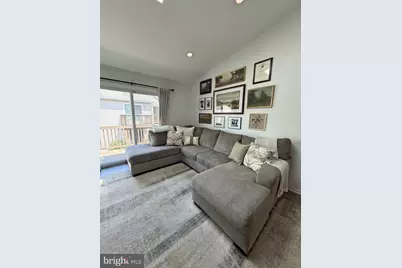 7809 Harrowgate Circle #C, Springfield, VA 22152 - Photo 5