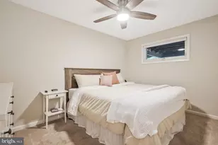 7011 Kenfig Pl, Falls Church, VA 22042 - Photo 15