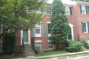 10139 Oakwood Chase Ct, Oakton, VA 22124 - Photo 1