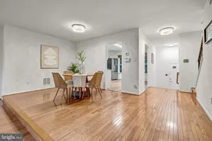 10139 Oakwood Chase Ct, Oakton, VA 22124 - Photo 9