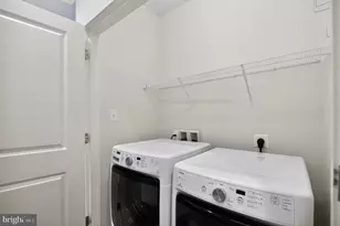 8319 Looking Glass Way, Fairfax, VA 22031 - Photo 27