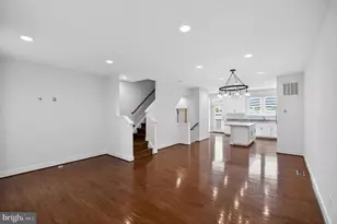 8319 Looking Glass Way, Fairfax, VA 22031 - Photo 7