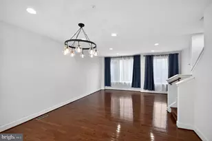 8319 Looking Glass Way, Fairfax, VA 22031 - Photo 9